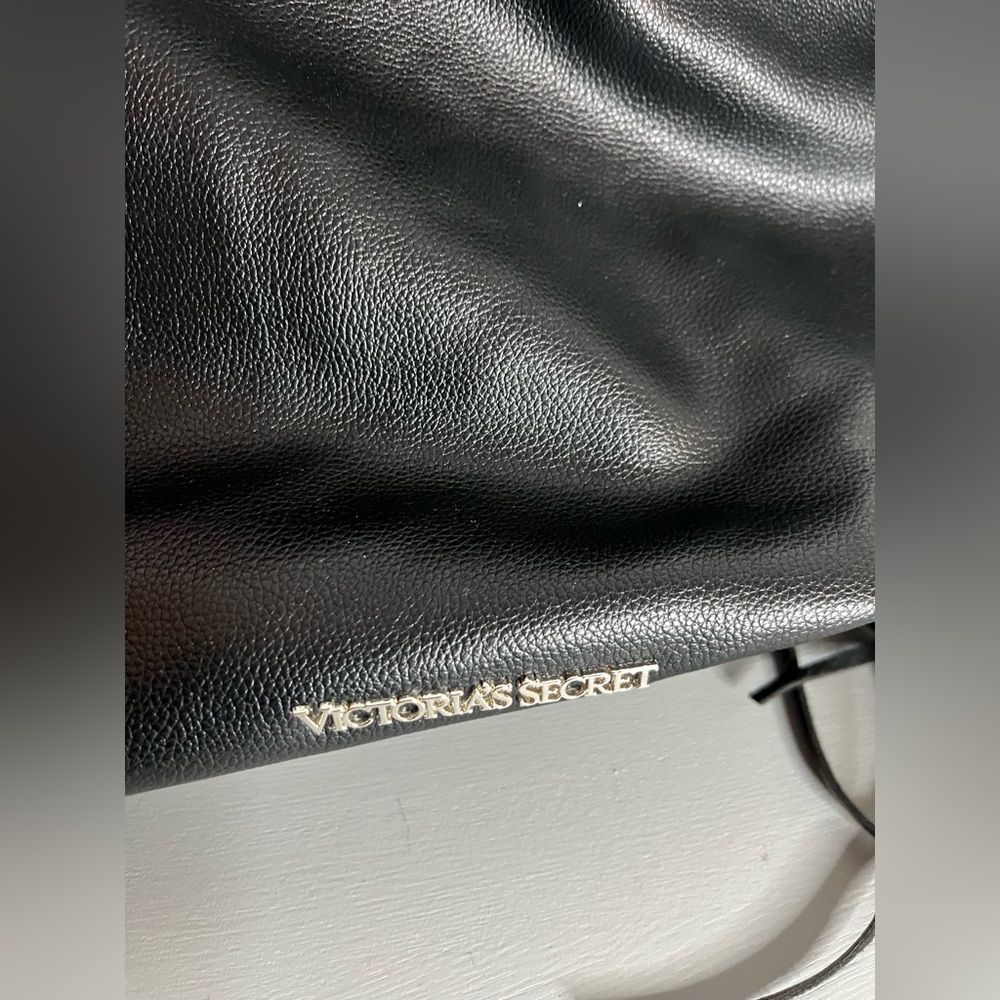 Victoria's Secret Fringe Bucket Bag Drawstring Black Faux Leather Large NWOT - Picture 16 of 16